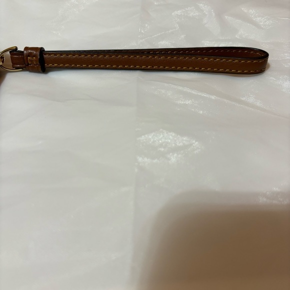 COACH Rainbow Corner Zip Wristlet In Signature Canvas With Radial Rainbow - Picture 5 of 6